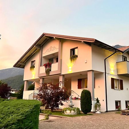 La Finestra Sul Giardino - B&B Cavedine Exterior foto